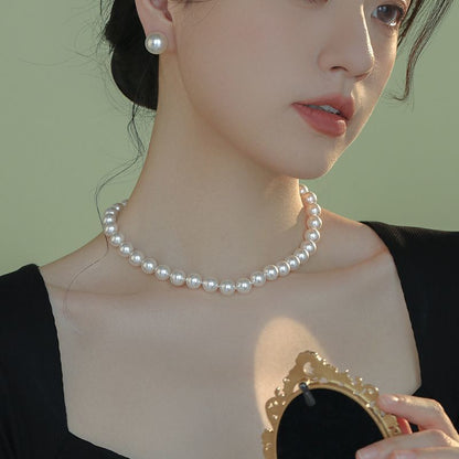 Women's Strong Light Pearl Twin Affordable Luxury Fashion Niche Necklaces