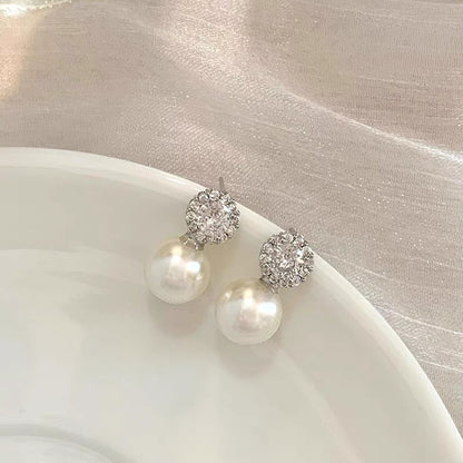 Hepburn Style Pearl Design Ear Hook Fashionable Earrings