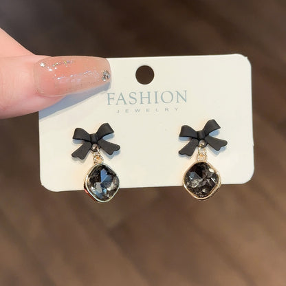 Design Black Bowknot Trendy Retro Affordable Earrings