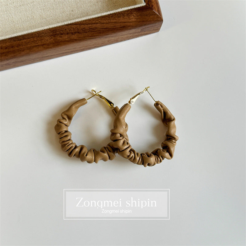 Style Leather Niche Design Solid Color Earrings