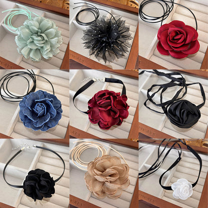 Women's Flower Collar Light Luxury Minority Neck Accessories Sweet Cool Necklaces