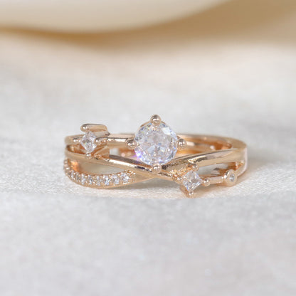 Women's Luxury Retro Cross Star Rail Fashion Ornament Personality Super Rings